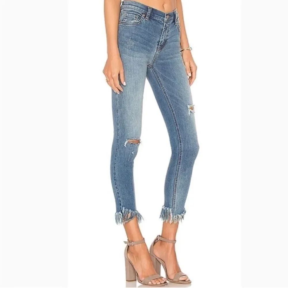 We The Free Great Heights Frayed Skinny Jeans Size 24